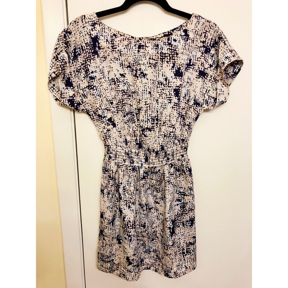 BCBGeneration PATTERN DRESS - Picture 4 of 7